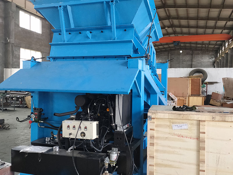Alluvial Gold Mining Equipment Hydraulic Drive Vibrating Screen Small Scale Gold Mining Equipment