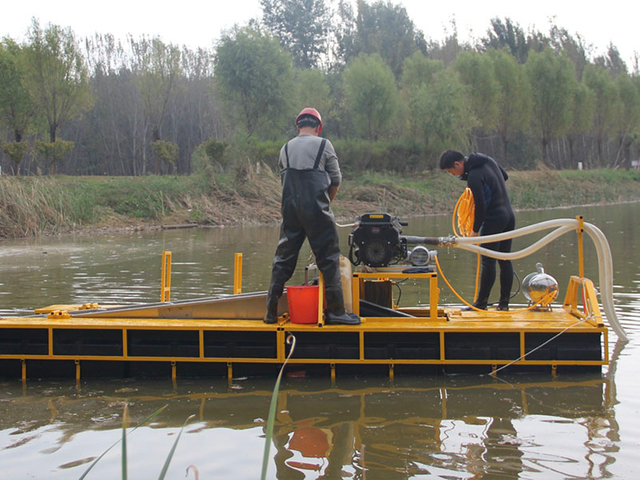 Dredger Machine Sand Dredging Gold Dredge for Mining Gold And Diamonds